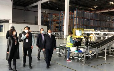 商务部领导莅临重庆飞力达参观调研