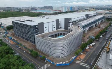海关总署党委委员、广东分署主任张格萍参观调研东莞飞力达